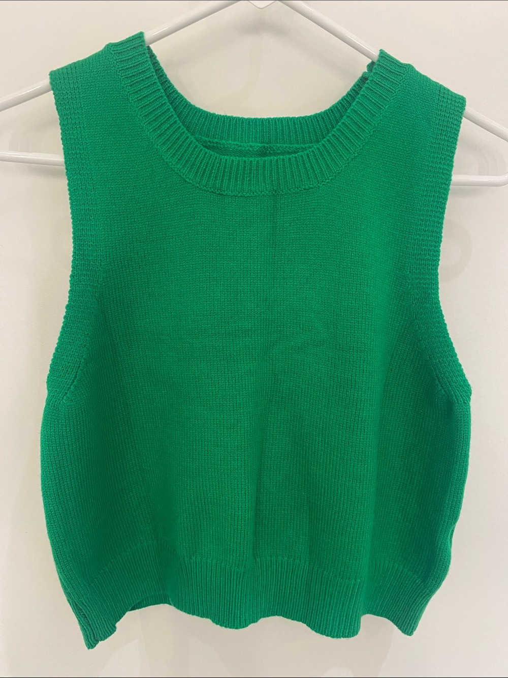 Women’s Cropped Crew Neck Sweater Vest Kelly Green Small (Est).